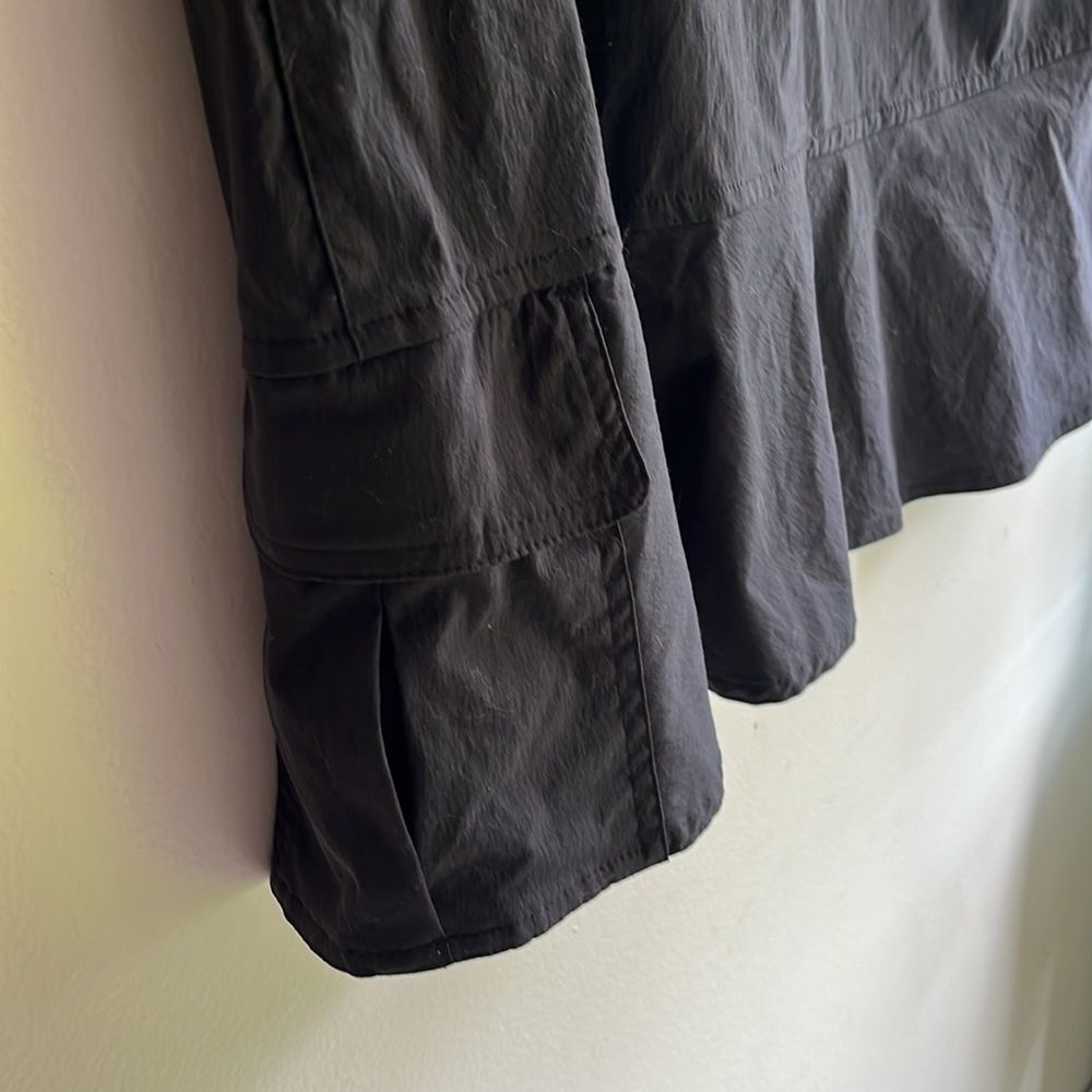 EUC ROYAL ROBBINS BLACK DISCOVERY SKIRT SIZE 4 - Picture 6 of 7